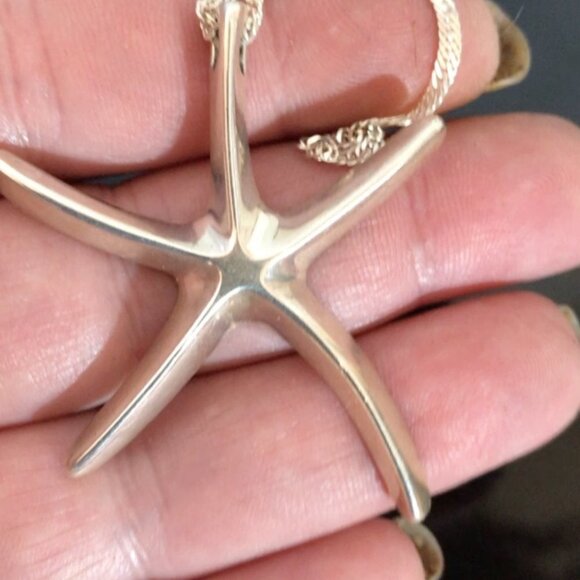 Starfish Pendant NWT Solid Sterling Silver 925 Chain Gift beach - Picture 2 of 9